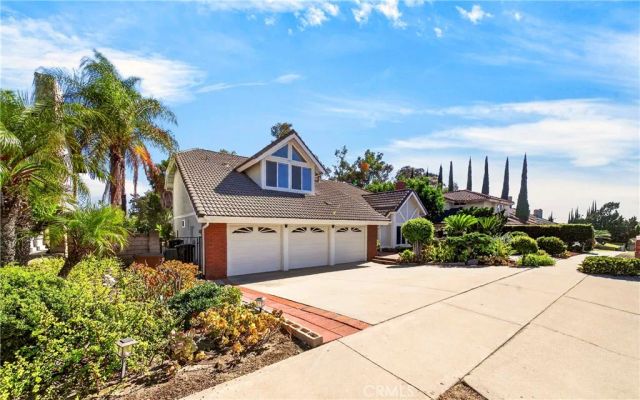 1468 Atherton, Fullerton, CA 92833