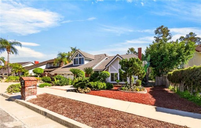 1468 Atherton, Fullerton, CA 92833