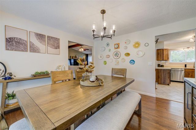 602 Settlers Circle, St Peters, MO 63376
