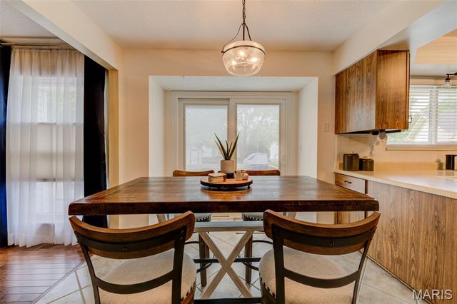602 Settlers Circle, St Peters, MO 63376