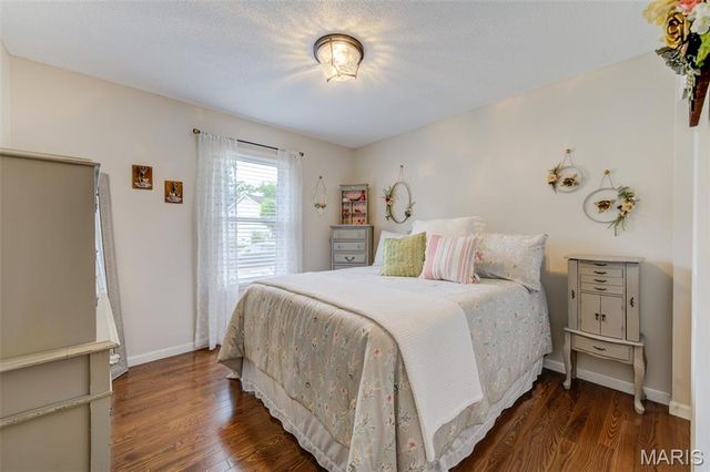 602 Settlers Circle, St Peters, MO 63376