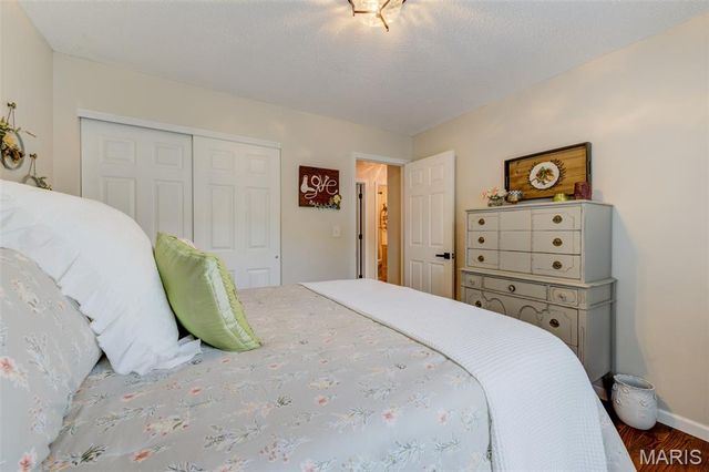 602 Settlers Circle, St Peters, MO 63376