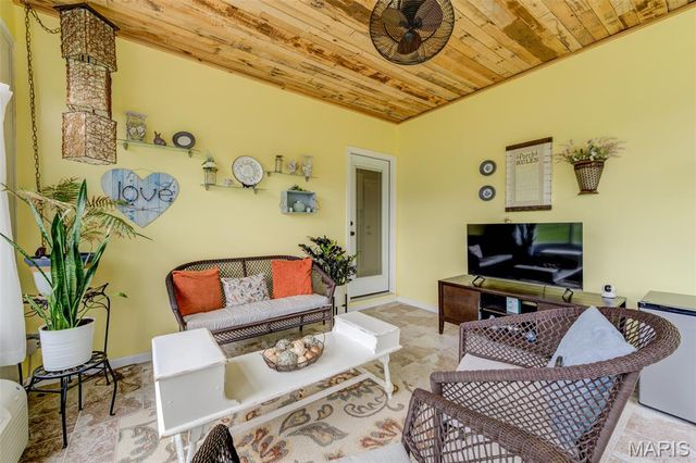 602 Settlers Circle, St Peters, MO 63376