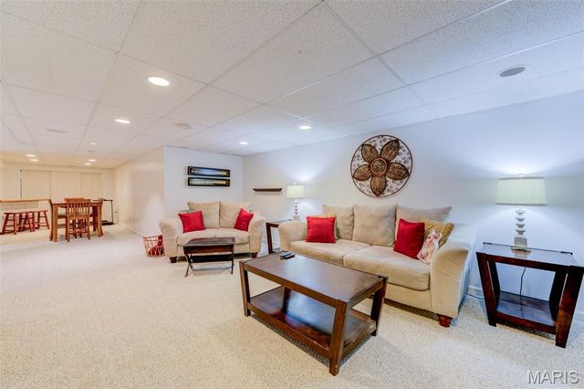 602 Settlers Circle, St Peters, MO 63376