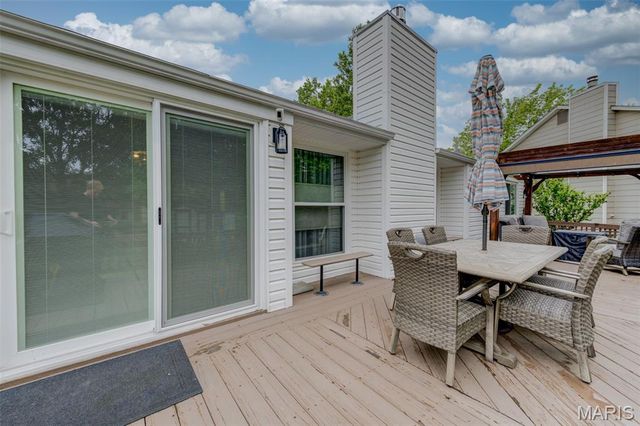 602 Settlers Circle, St Peters, MO 63376