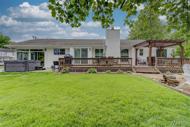 602 Settlers Circle, St Peters, MO 63376