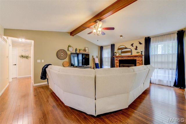 602 Settlers Circle, St Peters, MO 63376