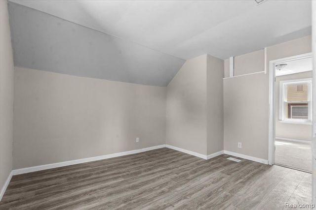 7220 Hupp Avenue, Warren, MI 48091