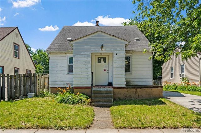 7220 Hupp Avenue, Warren, MI 48091