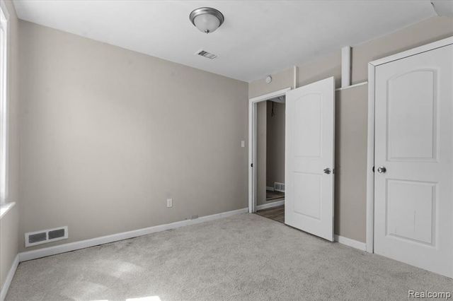 7220 Hupp Avenue, Warren, MI 48091