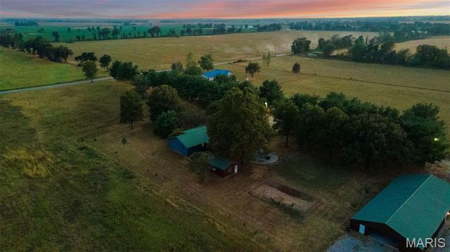 1369 County Highway 408, Benton, MO 63736