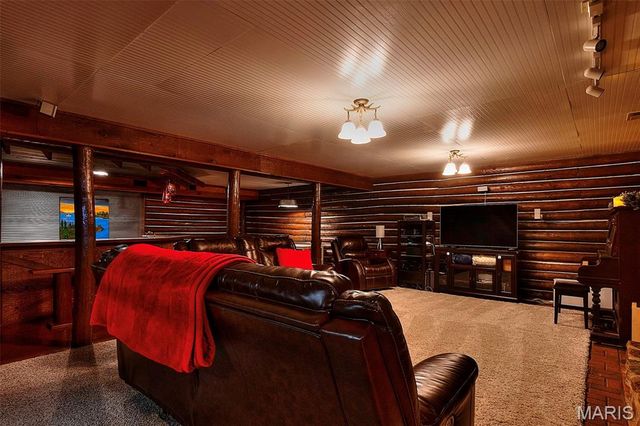 1369 County Highway 408, Benton, MO 63736