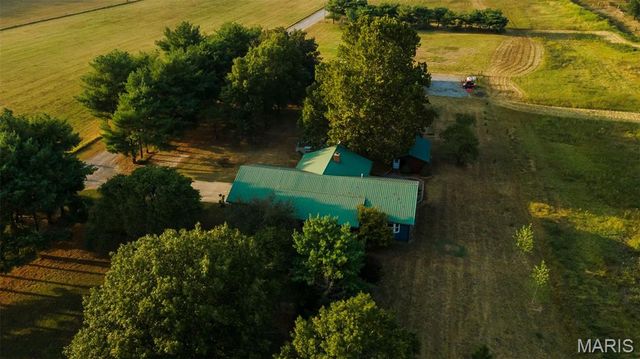 1369 County Highway 408, Benton, MO 63736