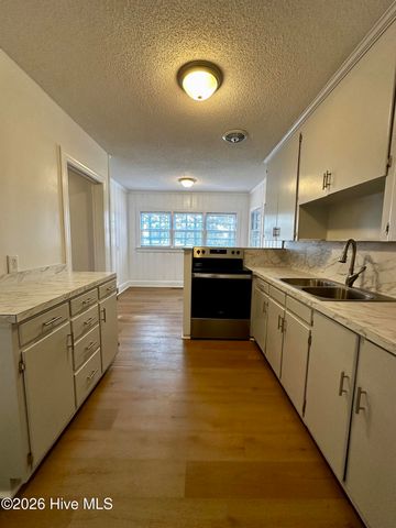 548 Cannon Boulevard, Grifton, NC 28530