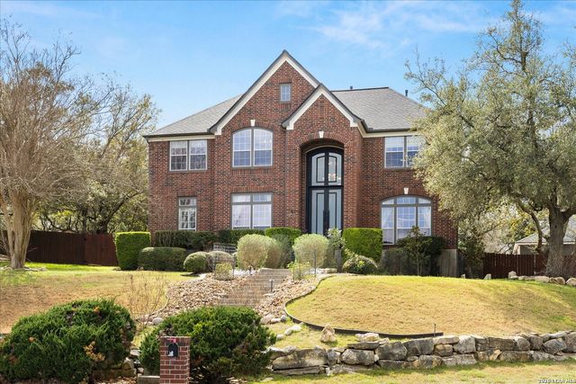 8718 Timberland Trl, Fair Oaks Ranch, TX 78015