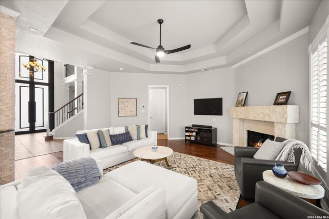 8718 Timberland Trl, Fair Oaks Ranch, TX 78015