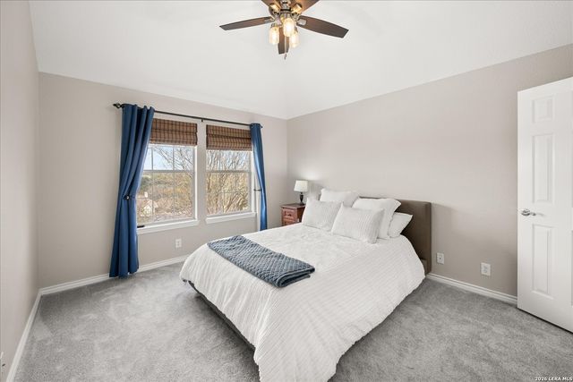 8718 Timberland Trl, Fair Oaks Ranch, TX 78015