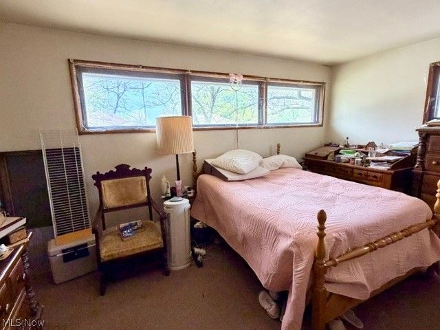 1150 Saxe Avenue, Cuyahoga Falls, OH 44221