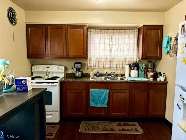 1150 Saxe Avenue, Cuyahoga Falls, OH 44221