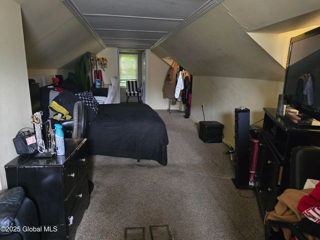 1820 Wagner Street, Schenectady, NY 12303