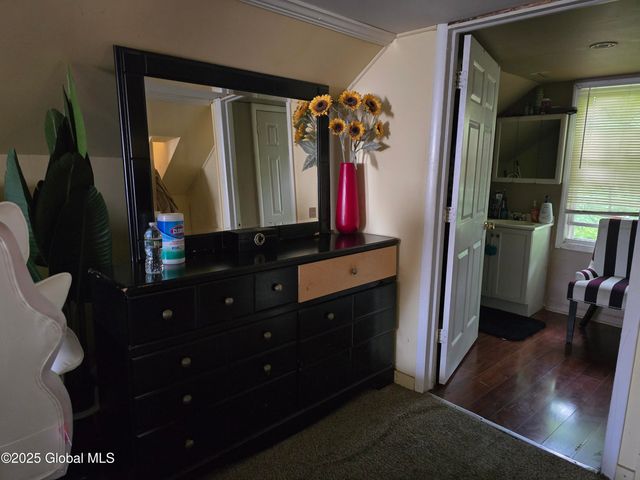 1820 Wagner Street, Schenectady, NY 12303