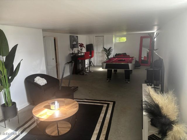 1820 Wagner Street, Schenectady, NY 12303