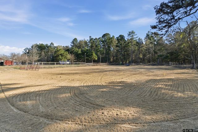 8261 County Road 381, Tyler, TX 75708