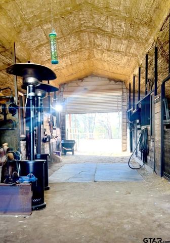 8261 County Road 381, Tyler, TX 75708