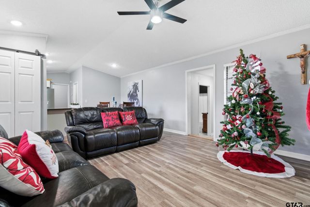 8261 County Road 381, Tyler, TX 75708