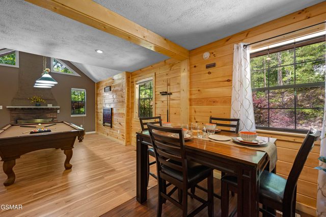 3107 Slate Gap Way, Sevierville, TN 37862