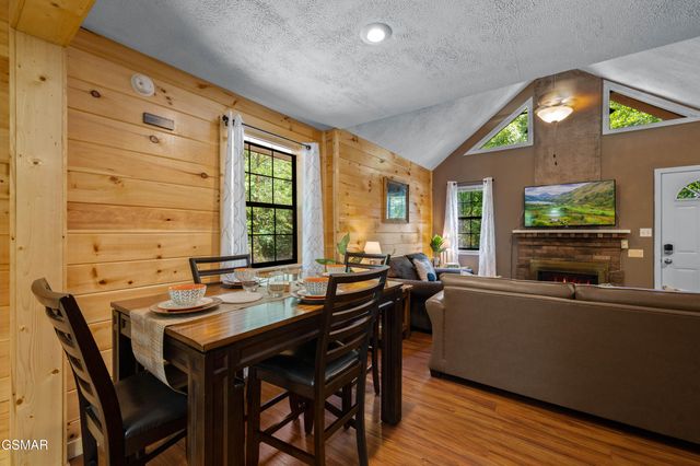 3107 Slate Gap Way, Sevierville, TN 37862