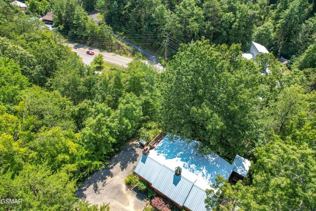 3107 Slate Gap Way, Sevierville, TN 37862