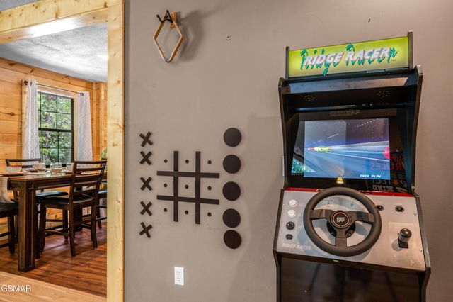 3107 Slate Gap Way, Sevierville, TN 37862