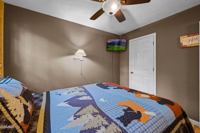 3107 Slate Gap Way, Sevierville, TN 37862