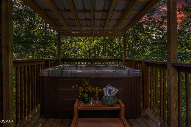 3107 Slate Gap Way, Sevierville, TN 37862