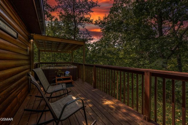 3107 Slate Gap Way, Sevierville, TN 37862