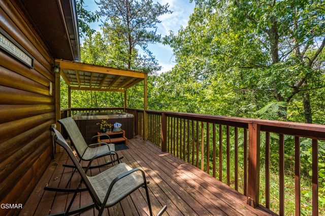 3107 Slate Gap Way, Sevierville, TN 37862