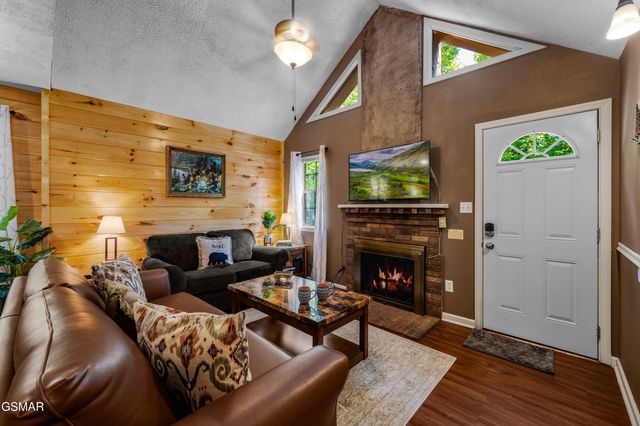 3107 Slate Gap Way, Sevierville, TN 37862