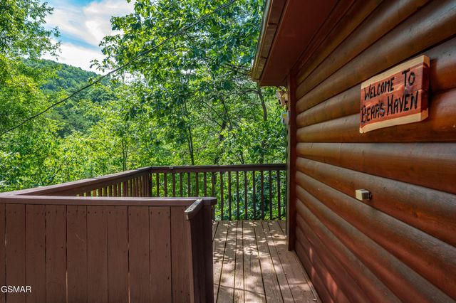 3107 Slate Gap Way, Sevierville, TN 37862