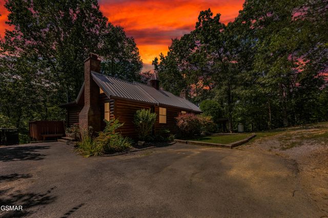 3107 Slate Gap Way, Sevierville, TN 37862