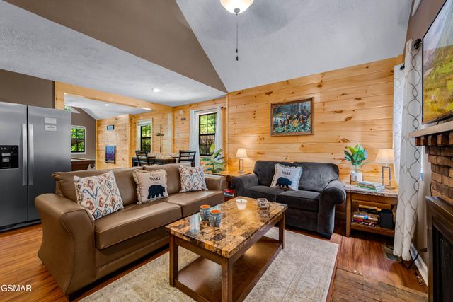 3107 Slate Gap Way, Sevierville, TN 37862