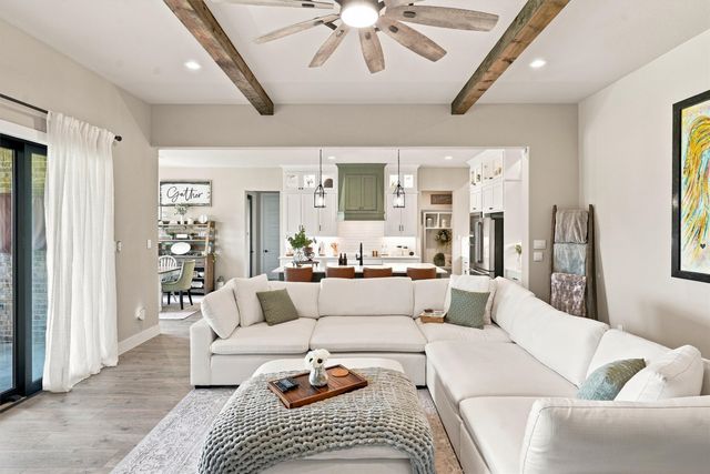 101 Howling Court, Godley, TX 76044