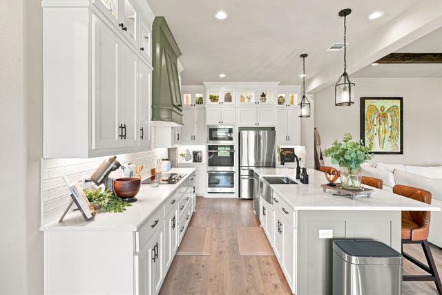 101 Howling Court, Godley, TX 76044