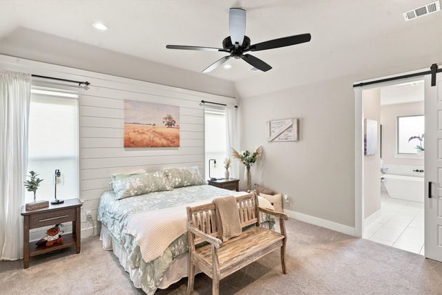 101 Howling Court, Godley, TX 76044
