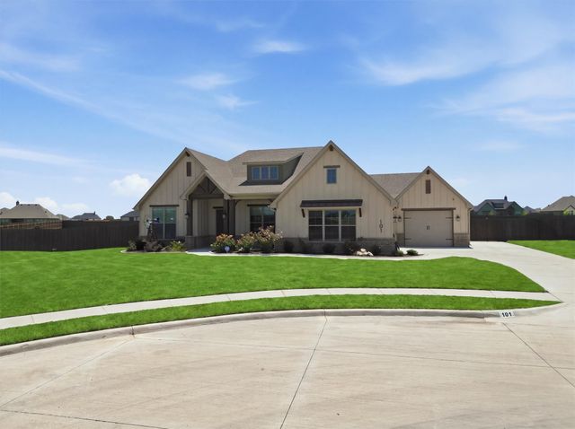 101 Howling Court, Godley, TX 76044