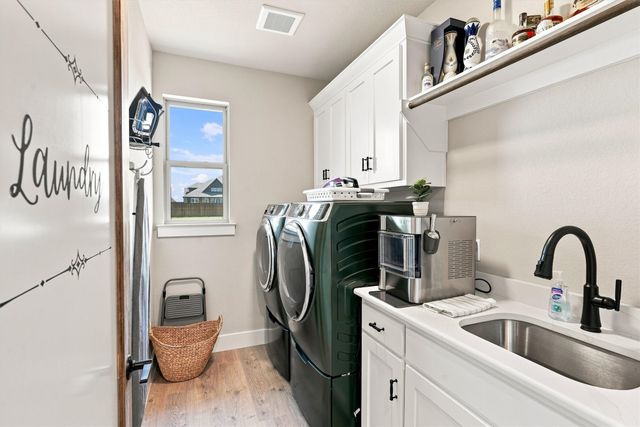 101 Howling Court, Godley, TX 76044