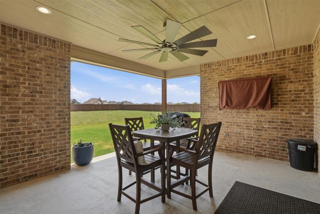 101 Howling Court, Godley, TX 76044