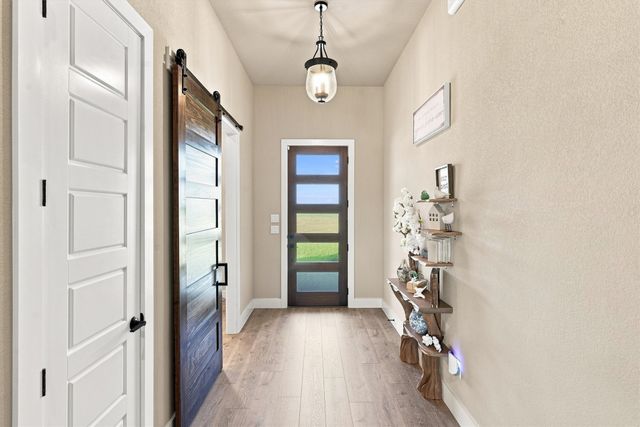 101 Howling Court, Godley, TX 76044