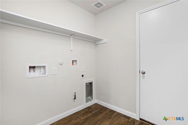 1421 Havelock Way, Lockhart, TX 78644