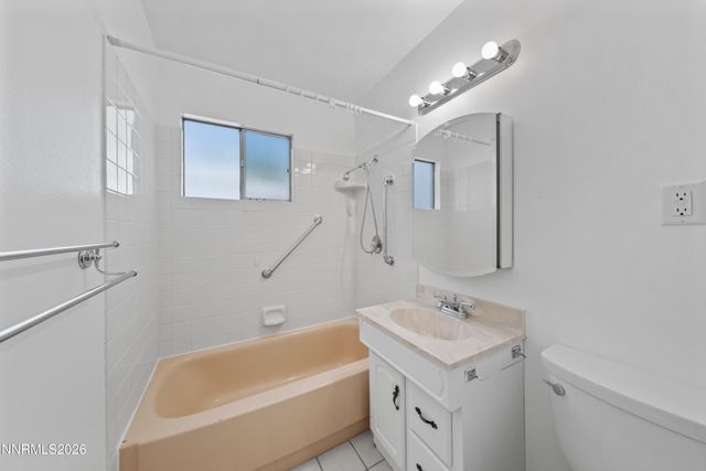 1940 4th Street, Sparks, NV 89431